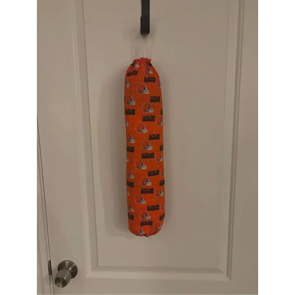 Handmade Plastic Bag Holder- Cleveland Browns-Helmets